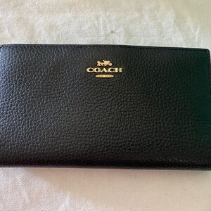 New with tags Coach leather slim wallet